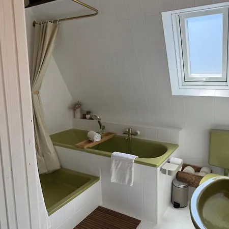Eroeffnungspreise! Grosszuegige Mit Landhausflair Im Zentrum Von Apartmán