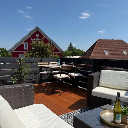 Eroeffnungspreise! Grosszuegige Mit Landhausflair Im Zentrum Von Apartmán Bad Zwischenahn