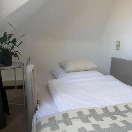 شقة Eroeffnungspreise! Grosszuegige Mit Landhausflair Im Zentrum Von